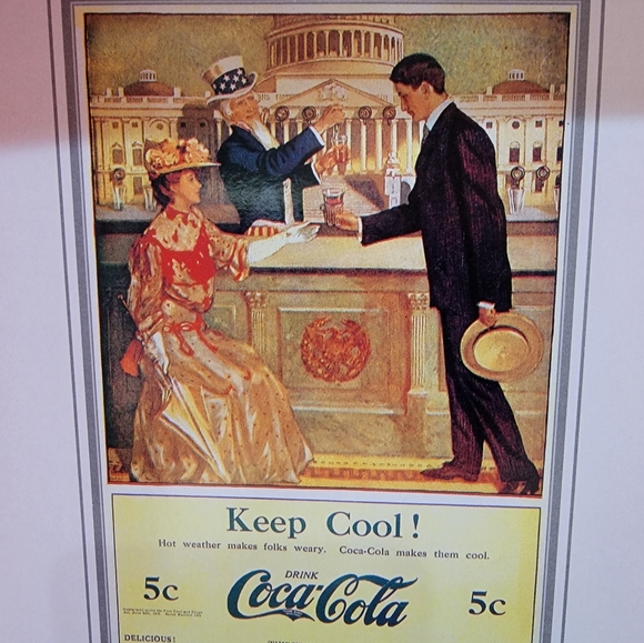 Soda Fountain Sweetheart Barbie - Picture 7 of 8